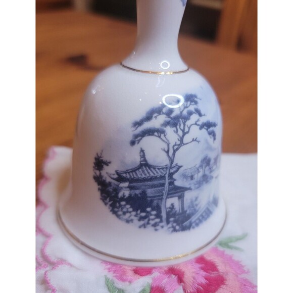 Newhall Staffordshire Fine Bone China Bell w Clapper Nice Ring Tone England - Picture 9 of 15
